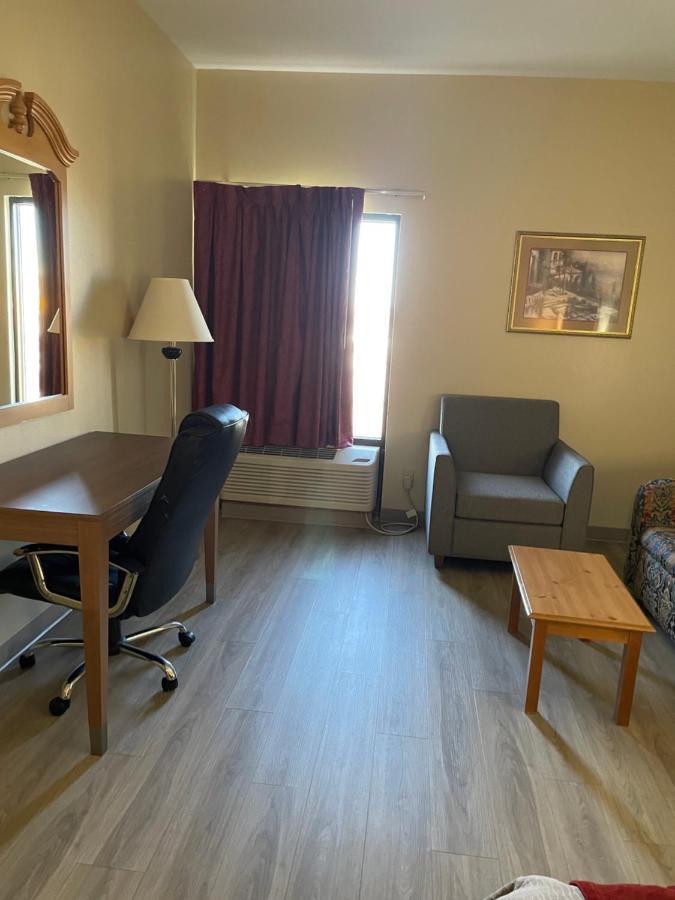 Econo Lodge Ньюпорт Экстерьер фото