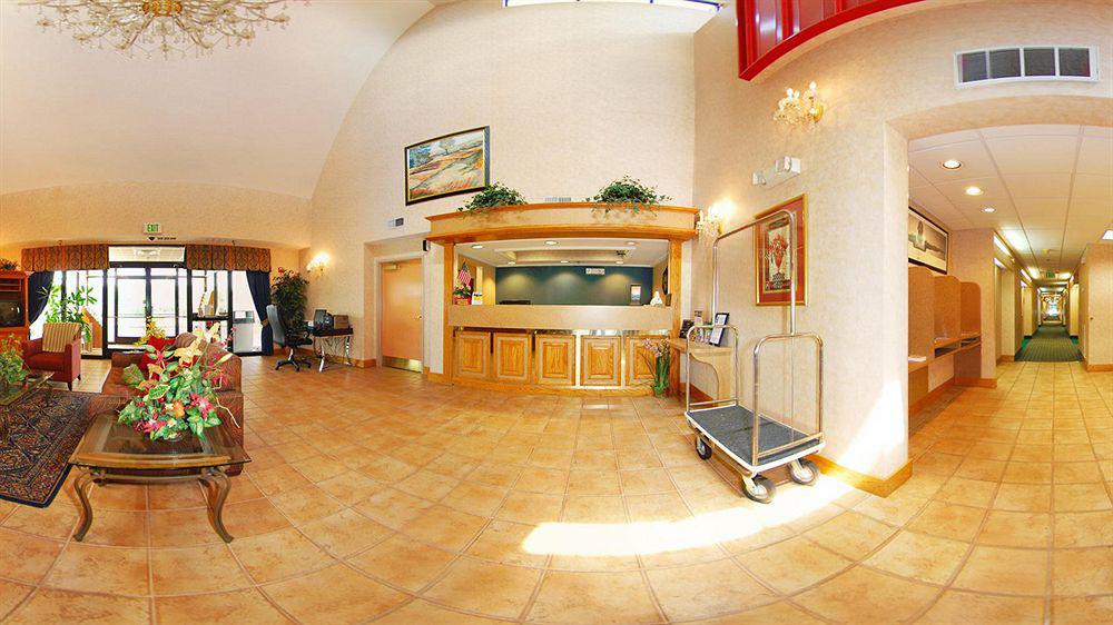 Econo Lodge Ньюпорт Экстерьер фото